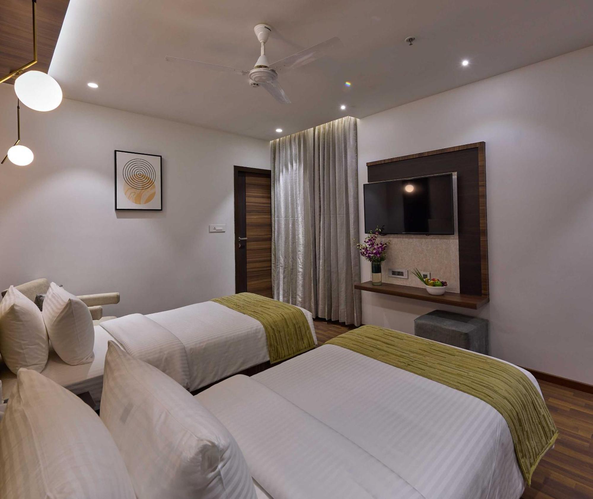 Grand Continent Hosur A Sarovar Portico Affiliate Hotel Exterior foto