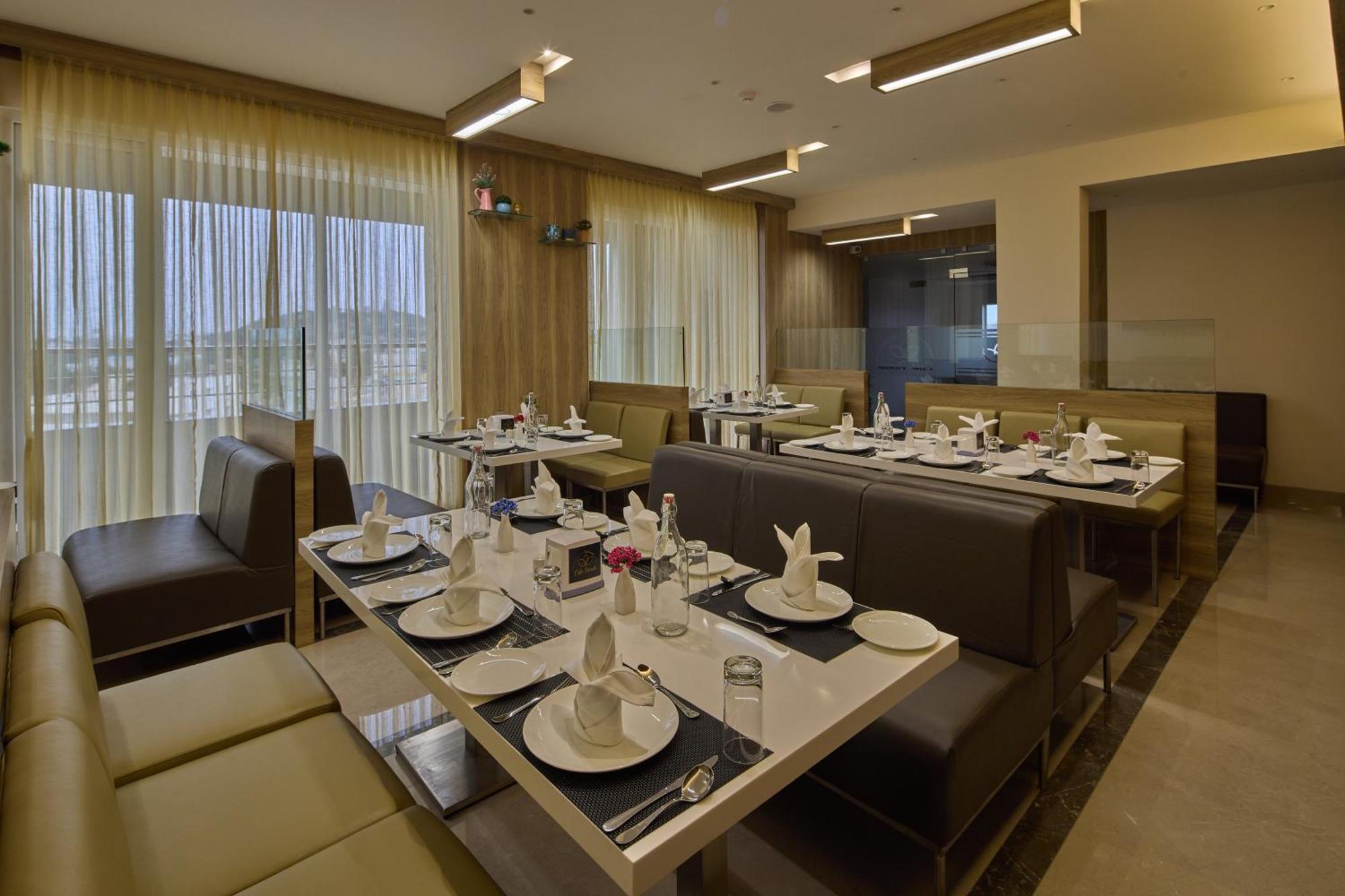 Grand Continent Hosur A Sarovar Portico Affiliate Hotel Exterior foto